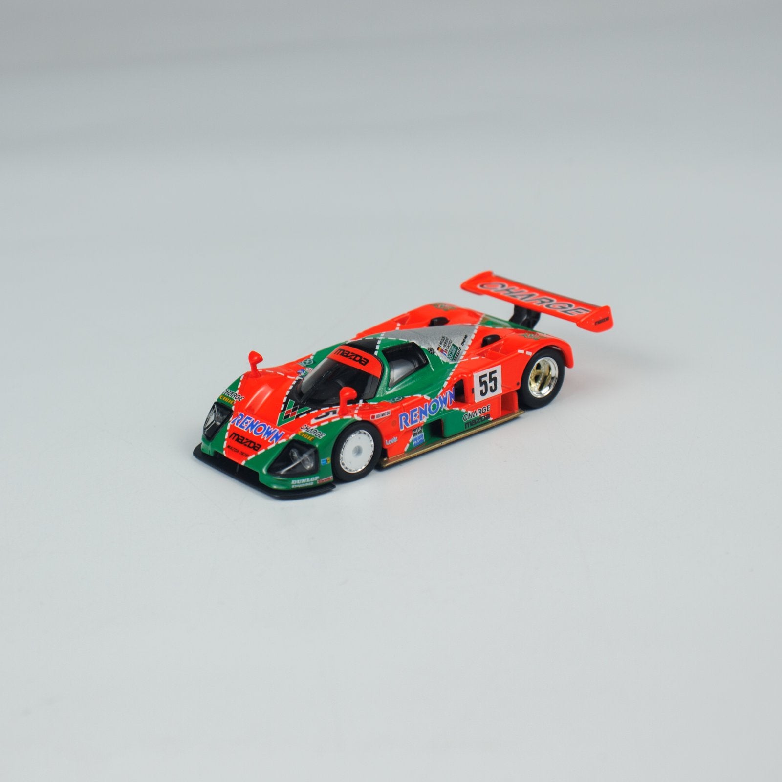 Kyosho 1:64 Mini Car & Book Mazda 787B (NO.55) K07033B1-CL