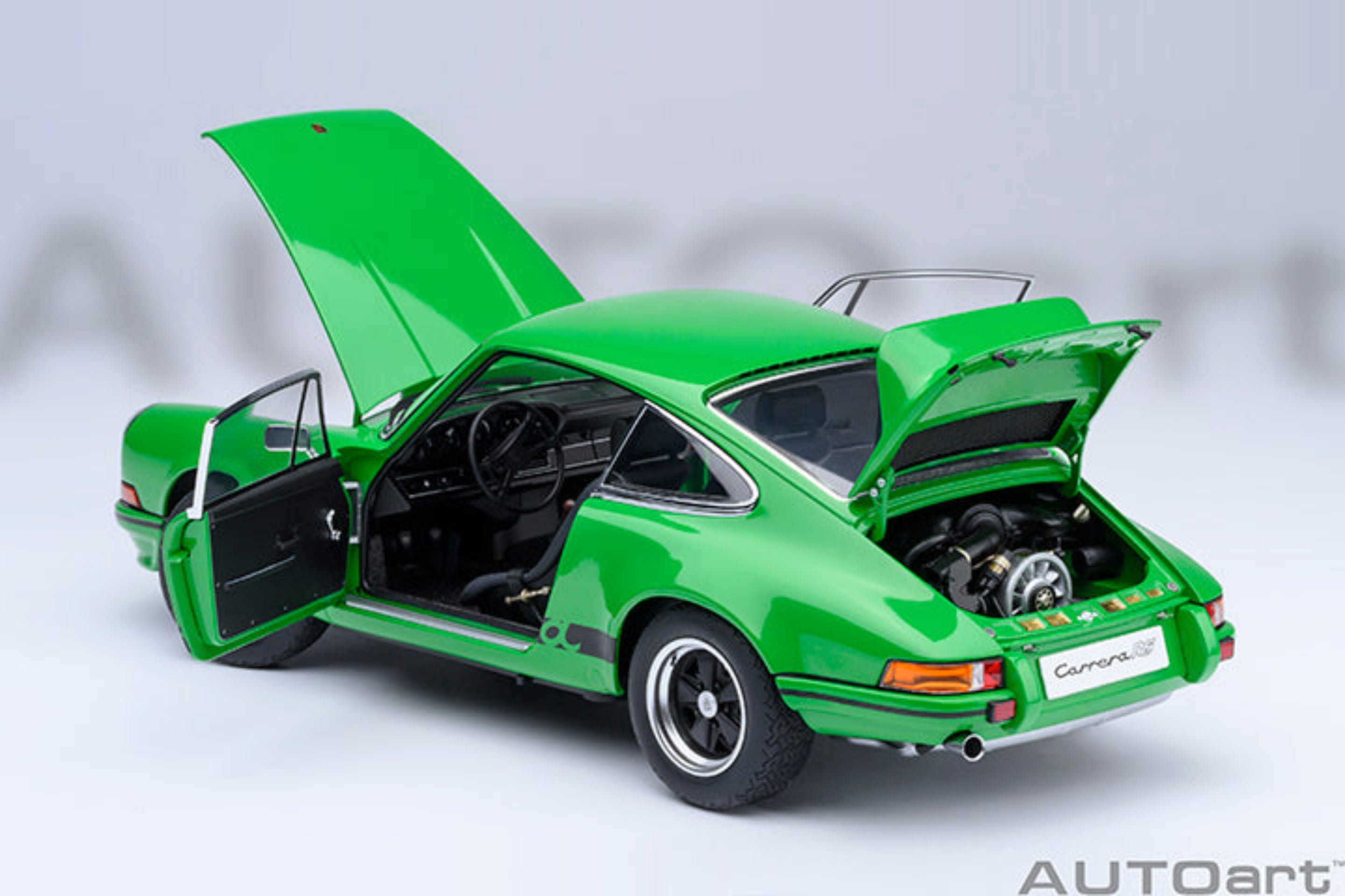 AUTOart 1:18 Porsche 911 Carrera 2.7 RS Viper Green/Black Stripes