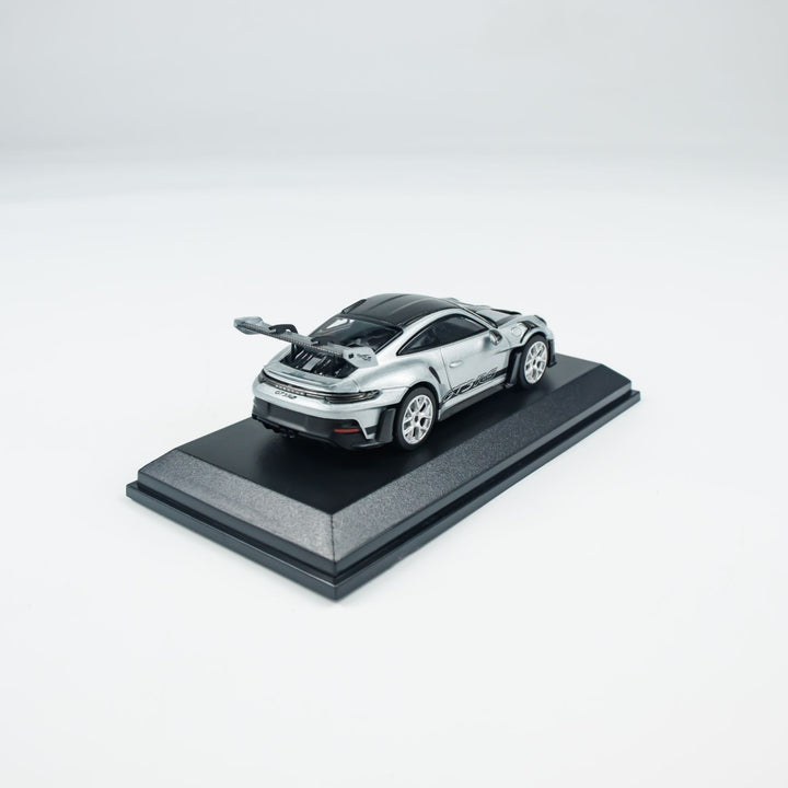 [Preorder] MINICHAMPS 1:64 PORSCHE 911 (992) GT3 RS - 2024 CLDC 643062124