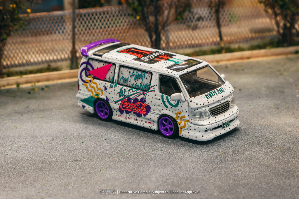 Tarmac Works 1:64 Toyota Hiace Wagon Custom Coca-Cola Delivery Van T64-078-CC