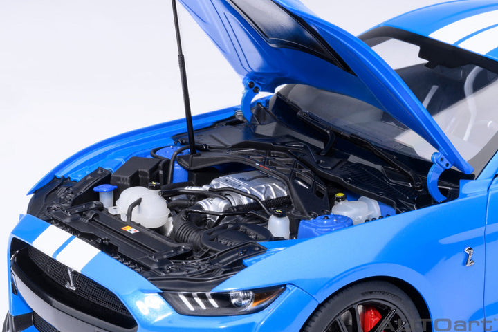 [Preorder] AUTOart 1:18 Ford Mustang Shelby GT500 (Grabber Blue) 73094
