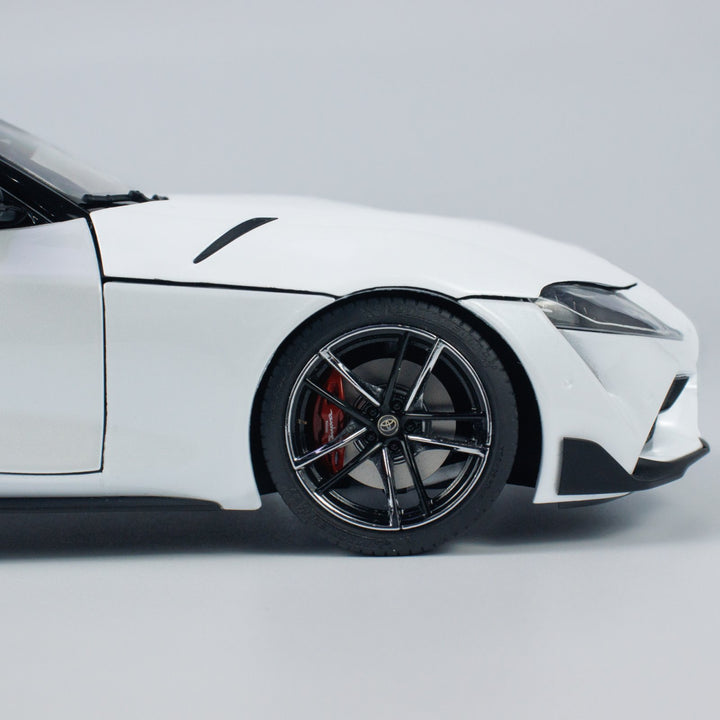 [Preorder] WELL 1:18 Toyota Supra A90 (2 Colors)