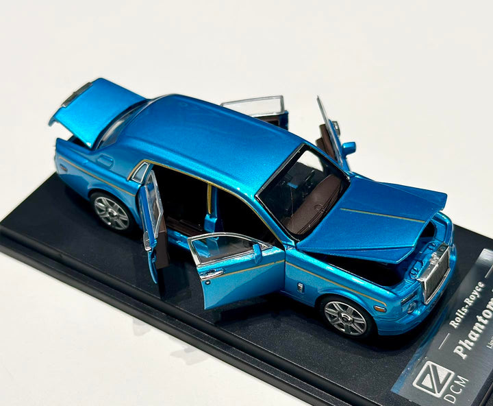 DCM 1:64 Rolls-Royce Phantom 7th Generation (3 Colours)