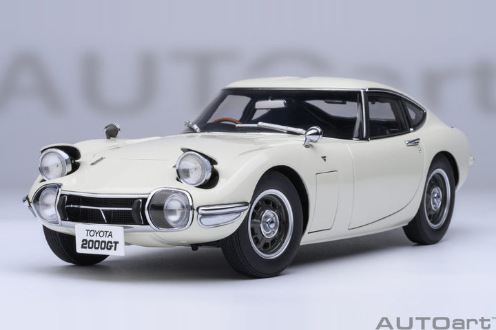 [Preorder] AUTOart 1:18 Toyota 2000GT 1967 White 79546