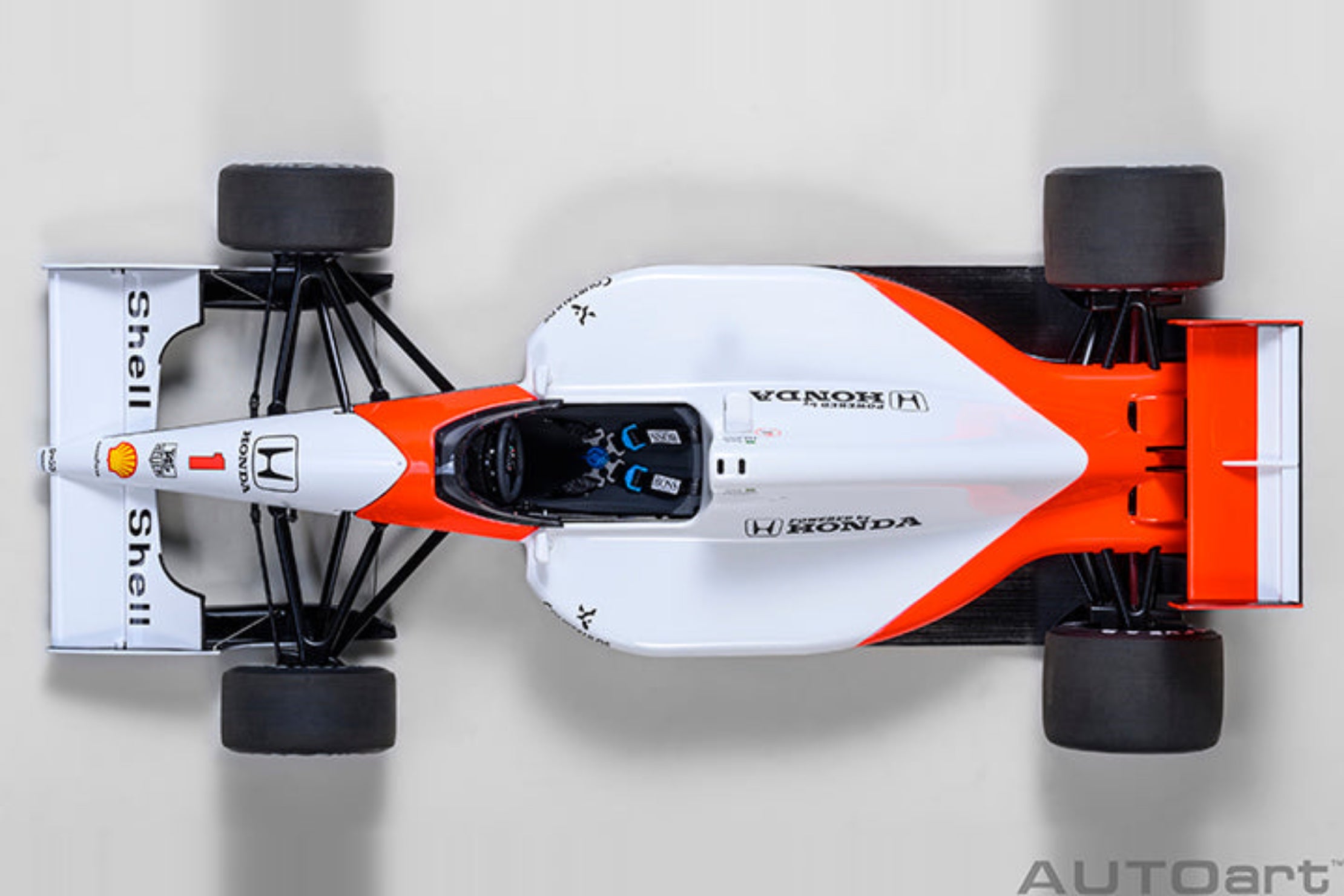 Preorder] AUTOart 1:18 McLaren Honda MP4/6 1991 A. Senna #1