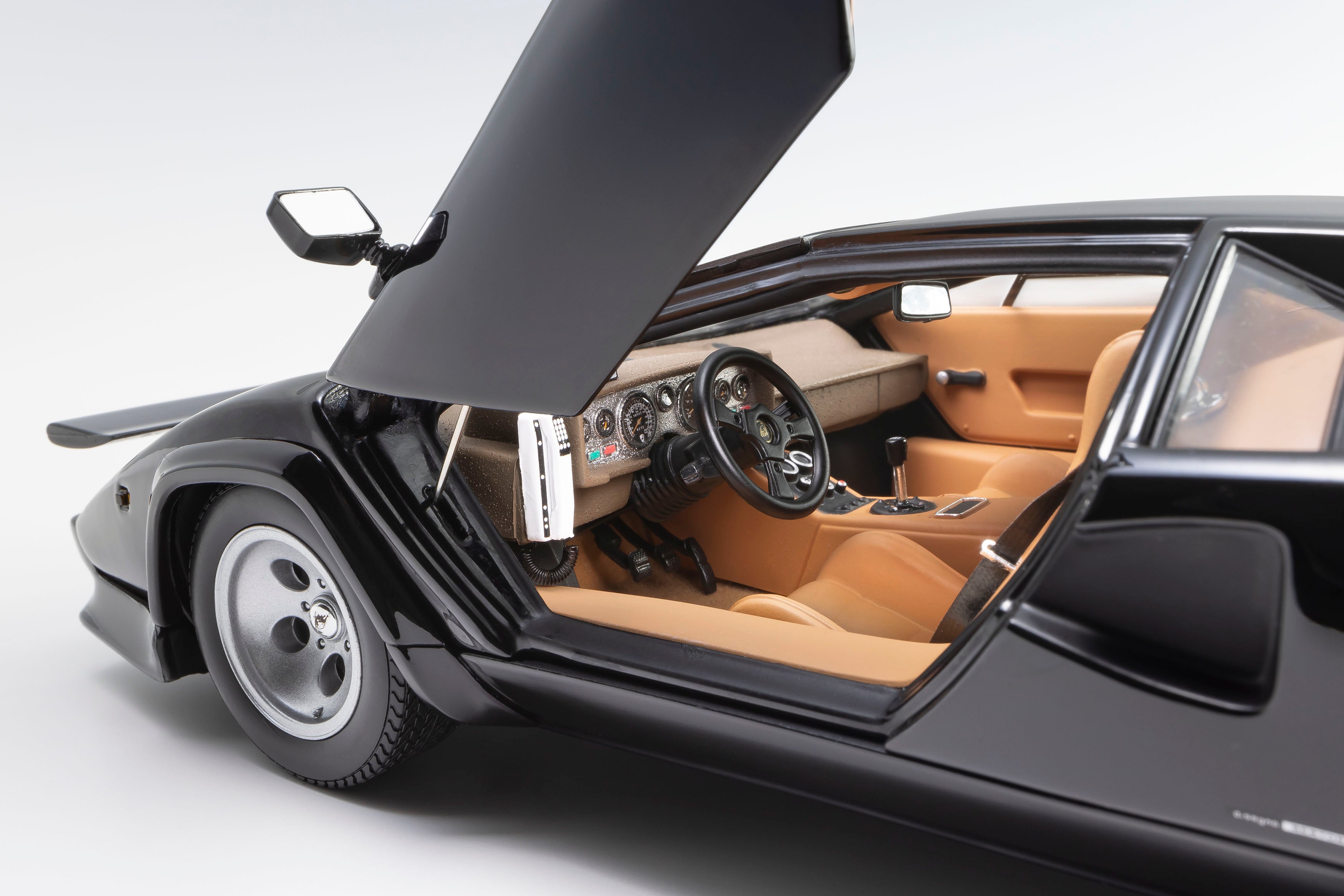 Preorder] Kyosho 1:18 Lamborghini Countach LP 400 S The Cannonball