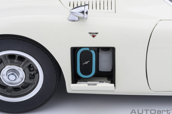 [Preorder] AUTOart 1:18 Toyota 2000GT 1967 White 79546