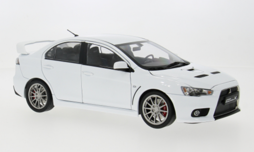 SUN STAR 1:18 Mitsubishi Lancer Evolution X (4 Colours)