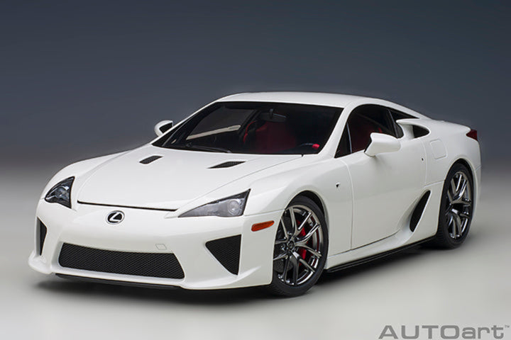 AUTOart 1:18 Lexus LFA - Whitest White 78850