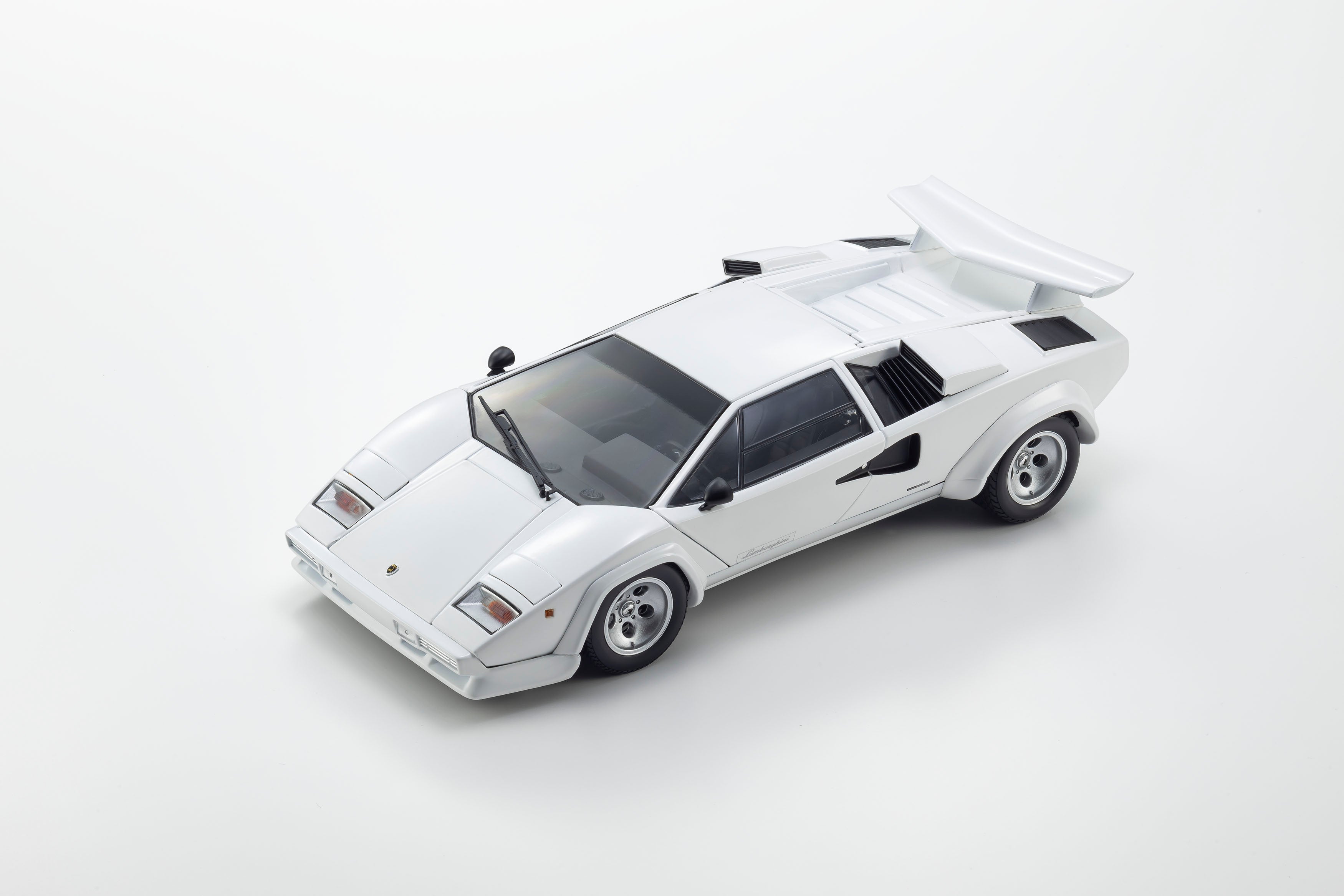 ミニカー KYOSHO 1:18 Lamborghini Countach LP400 Kyosho 1/18 Scale Lamborghini Countach LP400 Black Minicar w