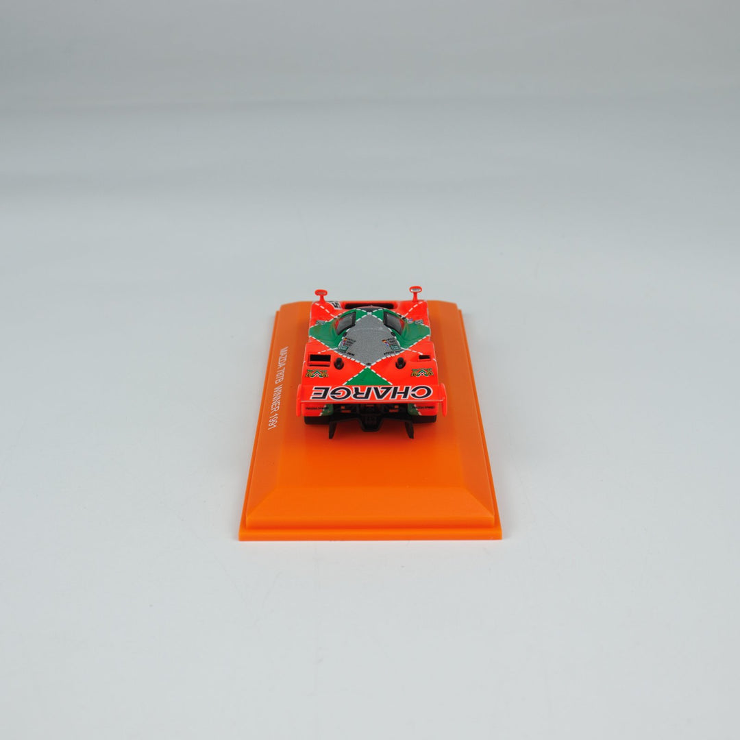 Kyosho 1:64 Mini Car &amp; Book Mazda 787B (NO.55) K07033B1-CL (Chinese Version) K07033B1-CL