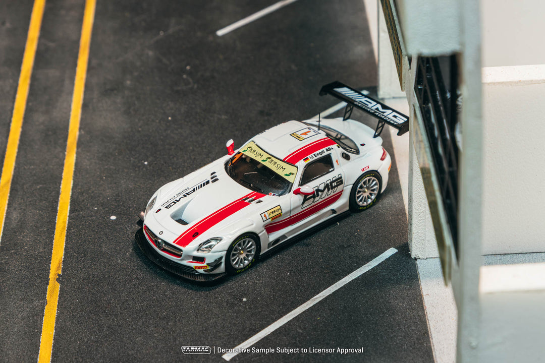 [Preorder] Tarmac Works 1:64 Mercedes-Benz SLS AMG GT3 Macau GT Cup - FIA GT World Cup 2015 Winner Maro Engel Model Car + Trading Cards Combo Set T64-087-15MGP01
