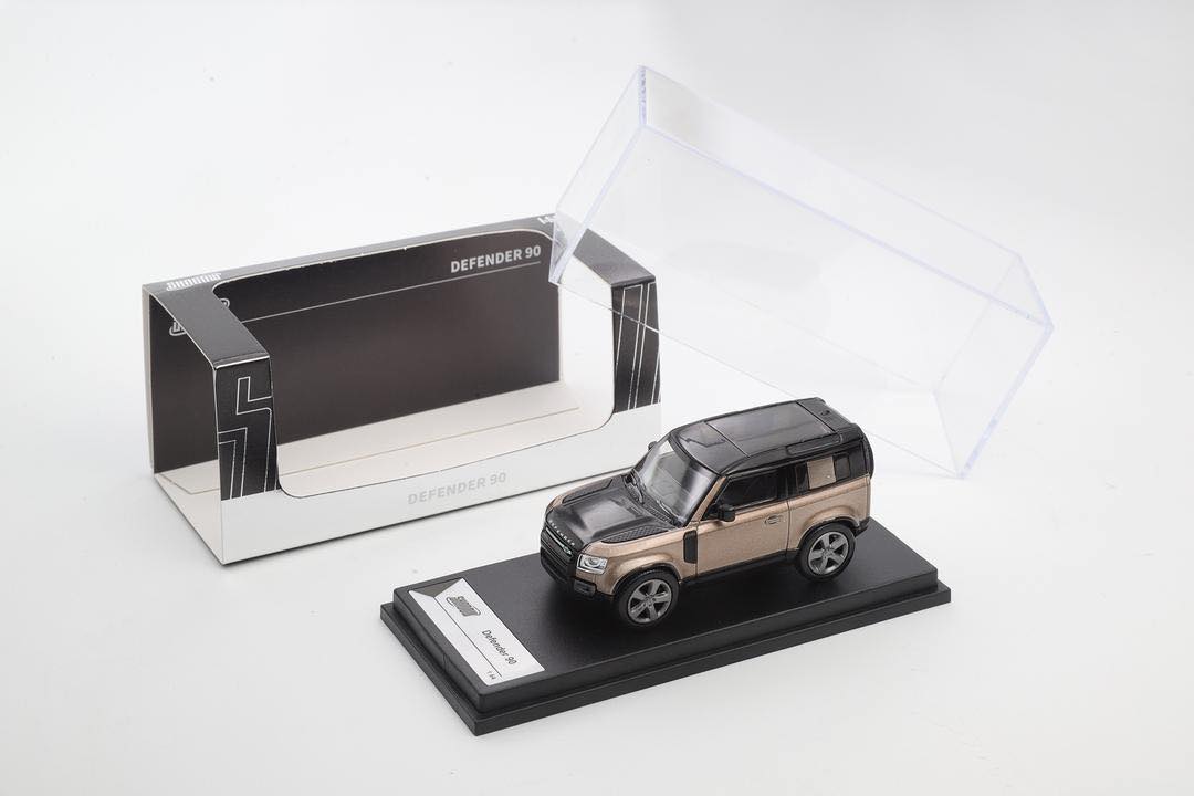 [Preorder] Shadow 1:64 Land Rover Defender 90 LHD BLUE/BROWN (2 Colours) LL-092-230/LL-092-231