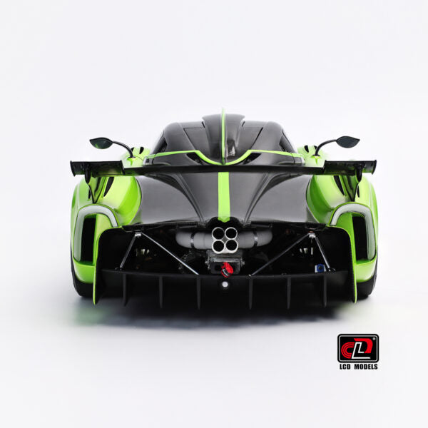 LCD 1:18 Pagani Huayra R Green LCD18012-GR