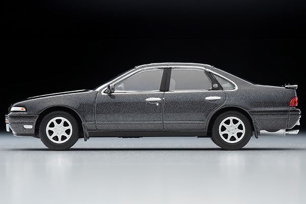 TLVN Tomica Limited Vintage Neo 1:64 Nissan Cefiro Crusising 1990