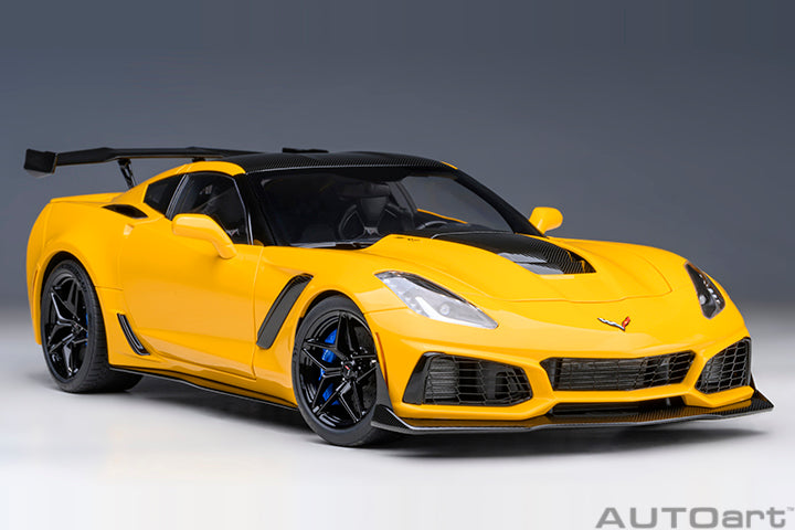 AUTOart　Chevrolet Corvette 1:18 AUTOart 1:18 Chevrolet Corvette ZR1 (Racing Yellow Tintcoat