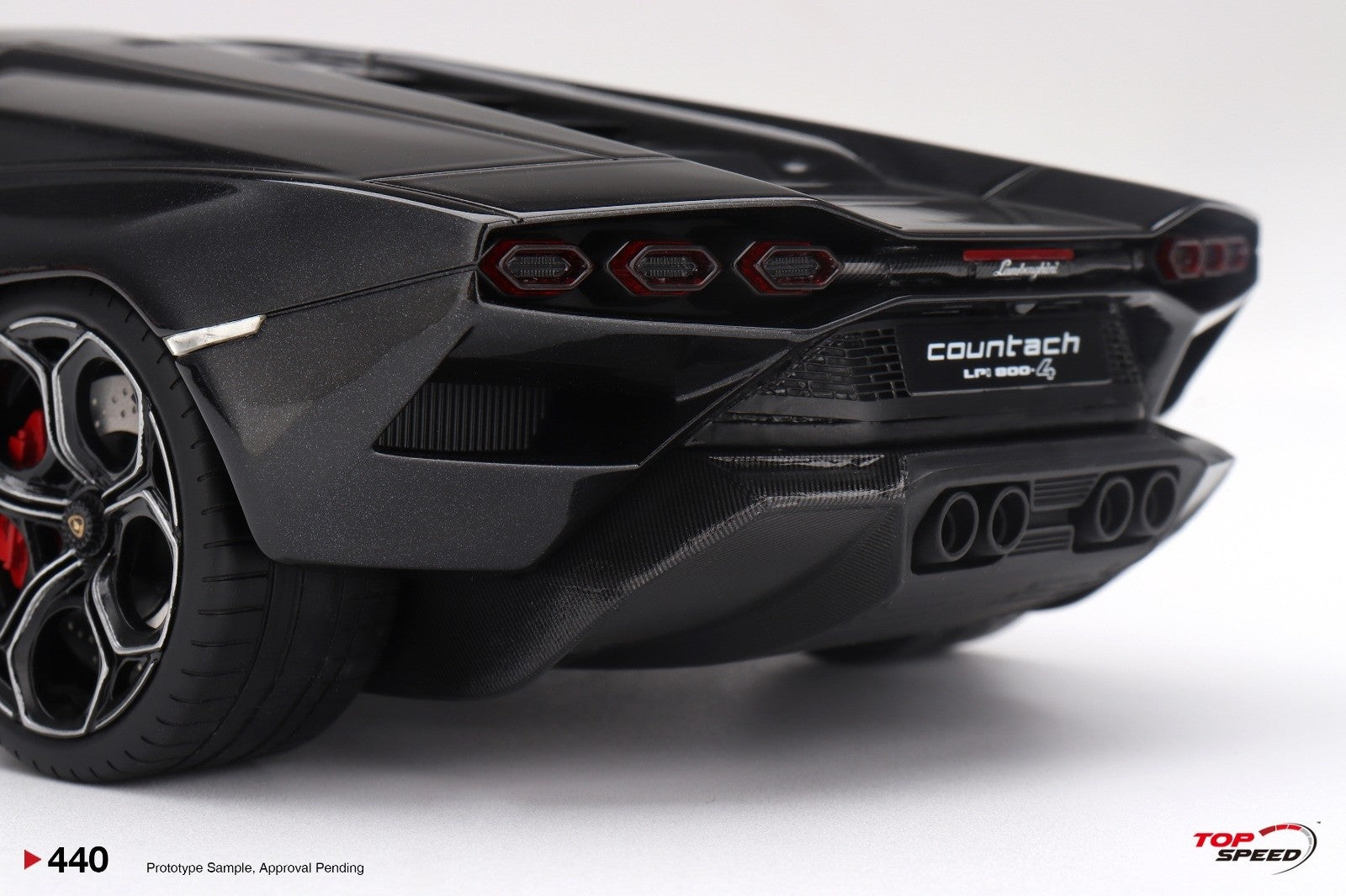 Preorder] Topspeed 1:18 Lamborghini Countach LPI 800-4 Nero Maia