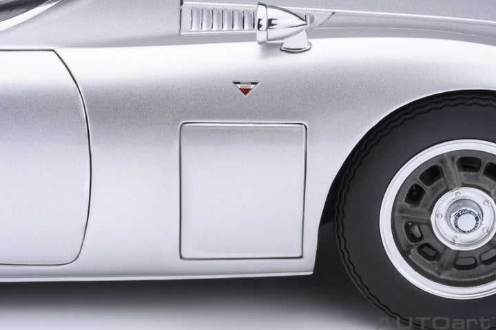[Preorder] AUTOart 1:18 Toyota 2000GT 1967 Silver 79548