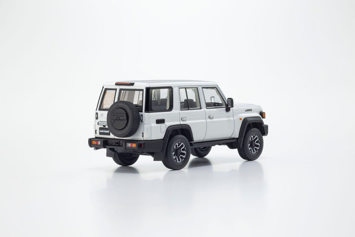 Kyosho 1:43 Toyota Land Cruiser 70 4(3 Colours) 03928BE/03928W/03928BK