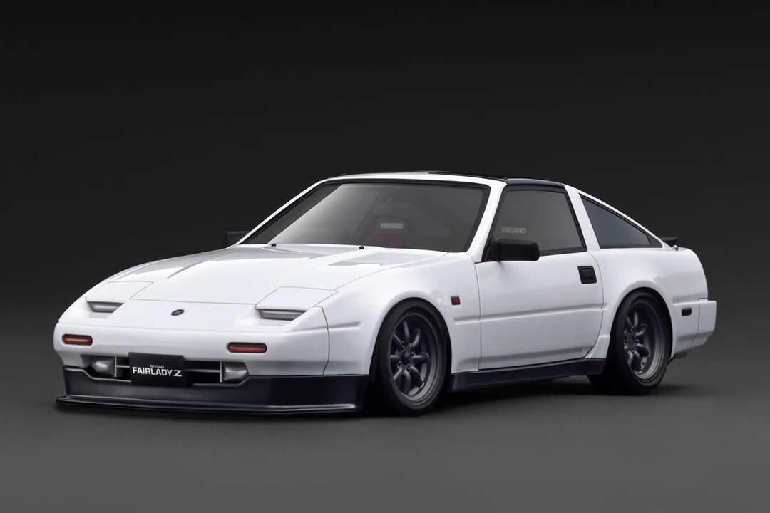 Preorder] Ignition Model 1:18 NISSAN Fairlady Z 2-Seater 300ZR
