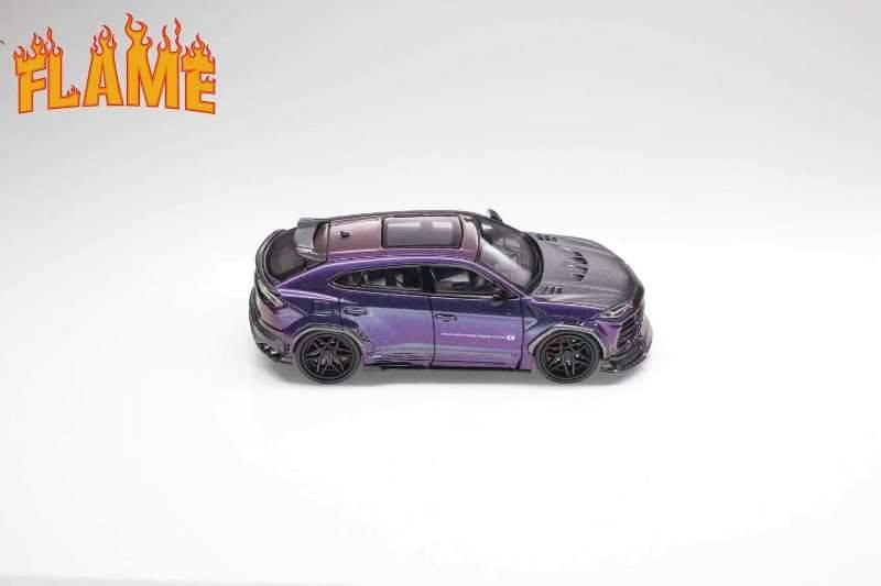 Flame 1:64 Lamborghini Urus (4 Colors)