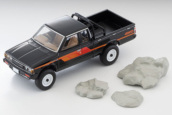 TLVN Tomica Limited Vintage Neo 1:64 Datsun Truck 4WD King Cab AD