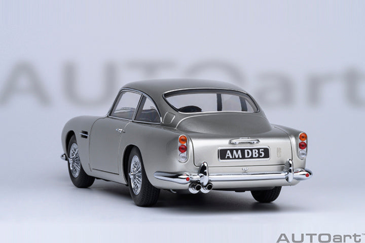 AUTOart 1:18 Aston Martin DB5 - Birch Silver 70287