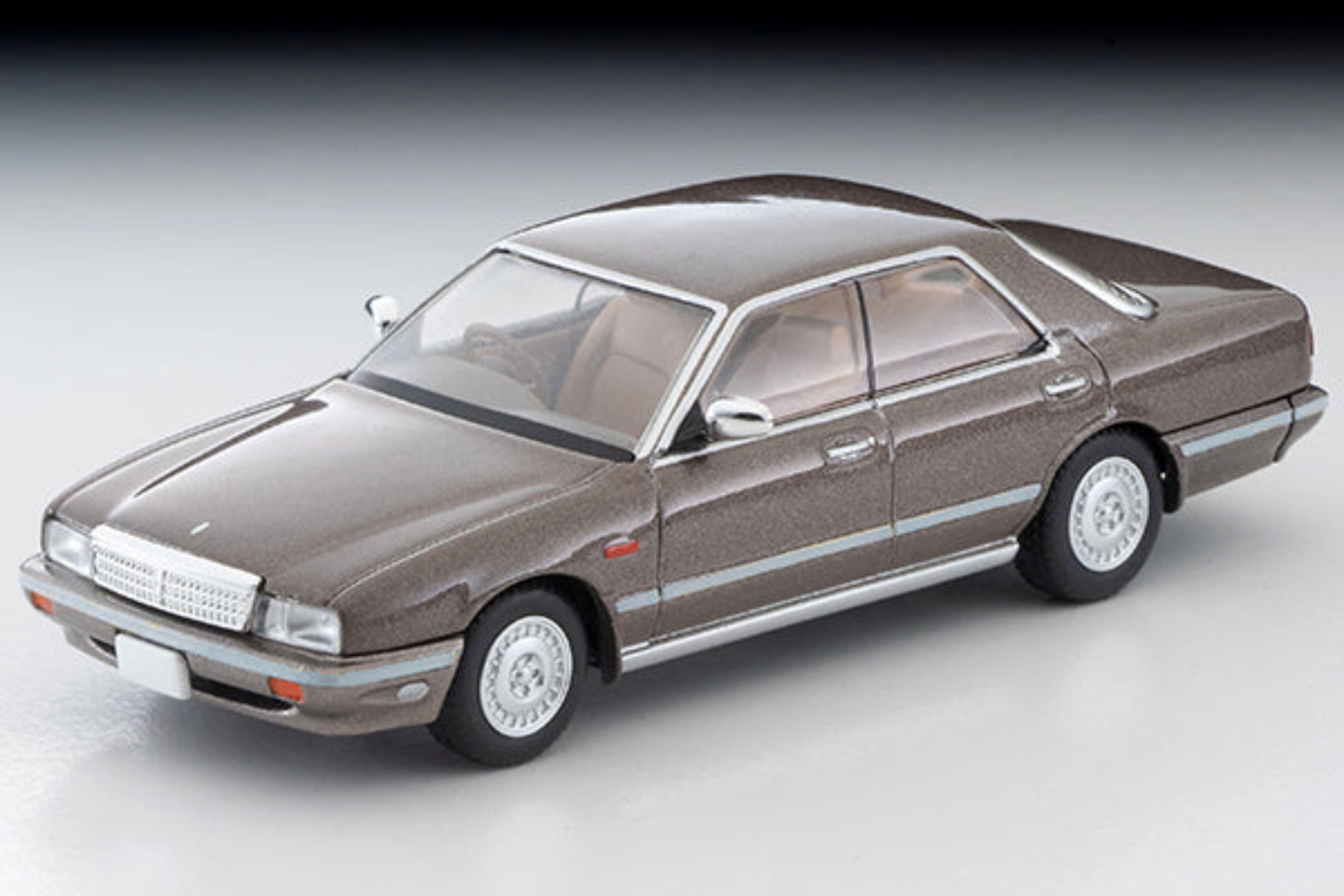 jun　他一台 デアゴスティーニ　1/64 NISSAN CIMA デアゴスティーニ日本の名車コレクション1/64 日産シーマ - メルカリ
