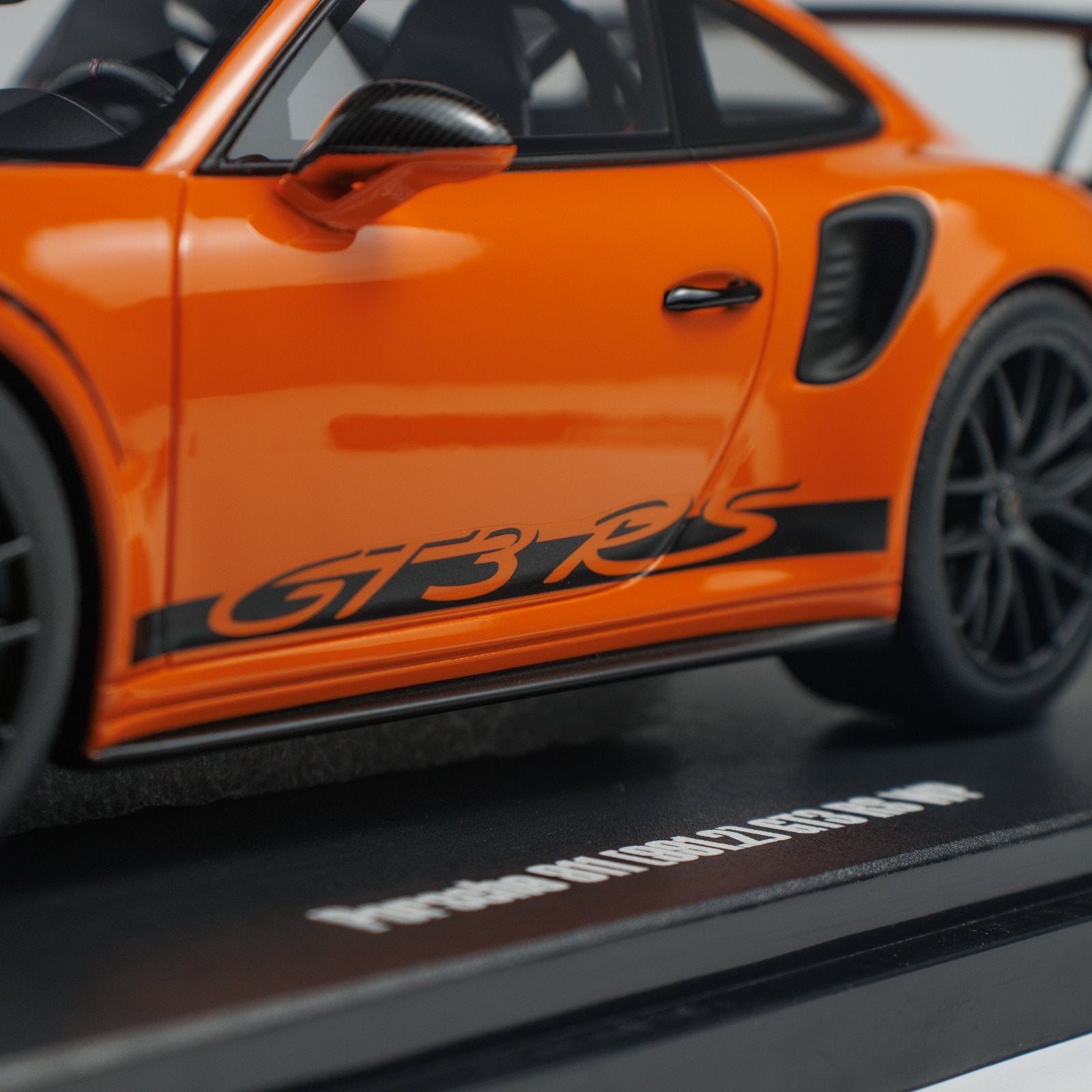 GT Spirit 1:18 PORSCHE 911 (991.2) GT3 RS CLDC044 – Horizon Diecast
