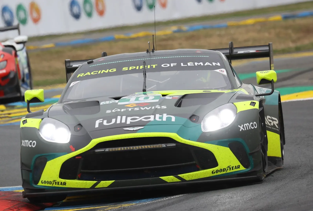 [Preorder] Spark 1:64Aston Martin Vantage AMR LMGT3 No.10 RACING SPIRIT OF LEMAN Le Mans 24H 2025 D. Deboer - V. Hasse Clot - E. Barrichello 64S071