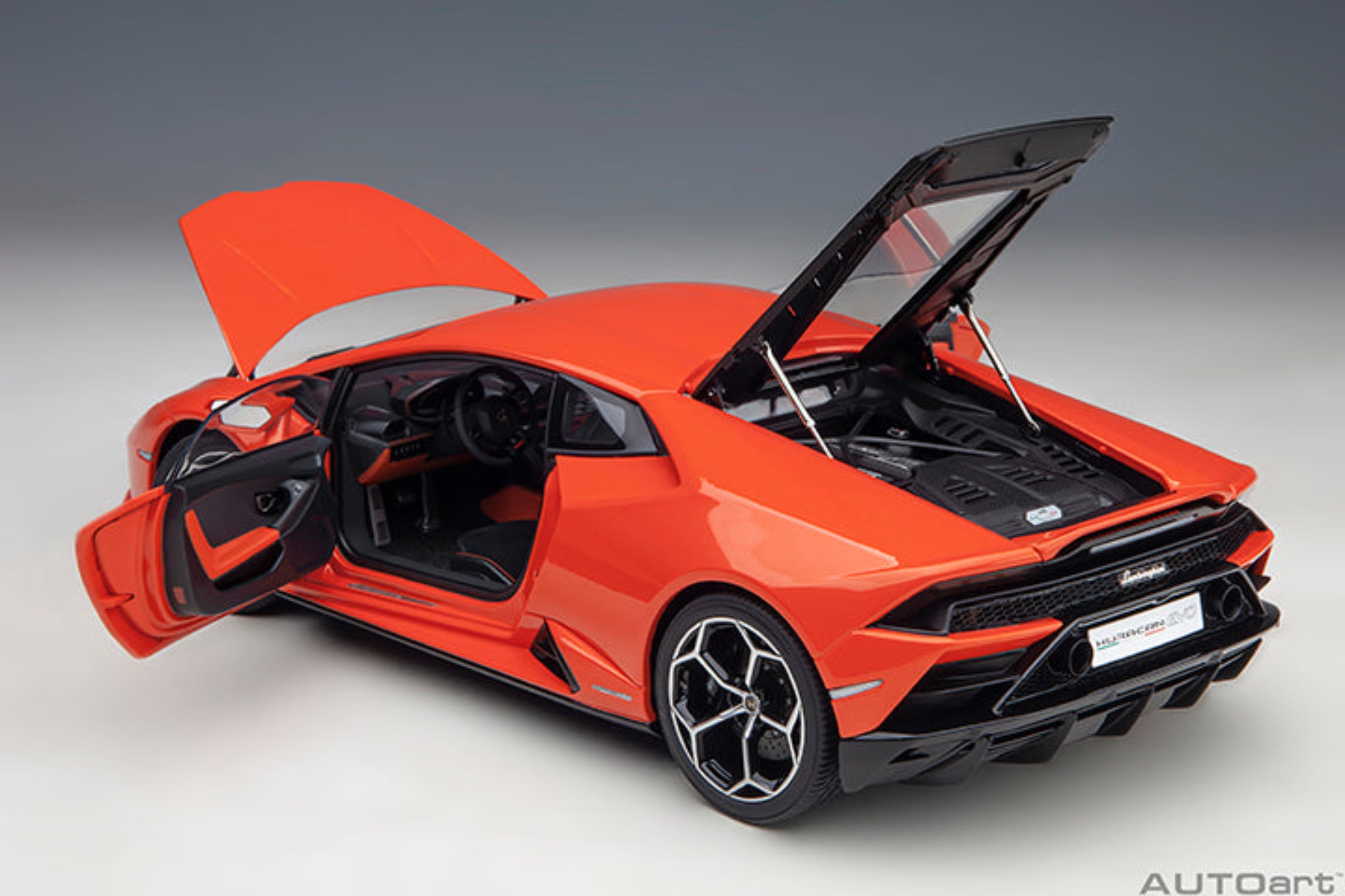AUTOart 1:18 Lamborghini Huracan EVO - Orange 79214 – Horizon Diecast
