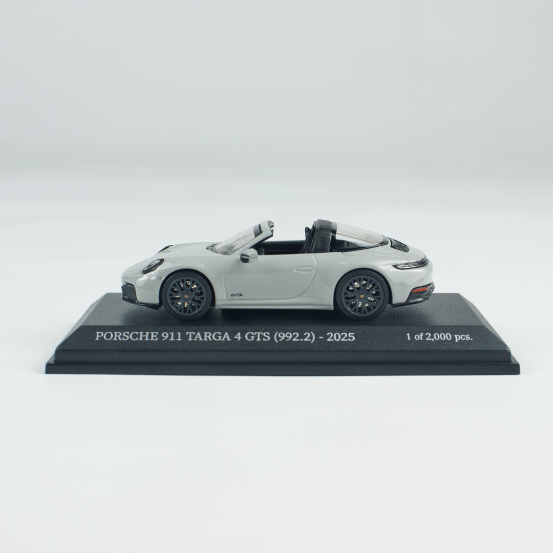 [Preorder] MINICHAMPS 1:64 PORSCHE 911 (992.2) TARGA 4 GTS -2025-CHALK CLDC 643064145