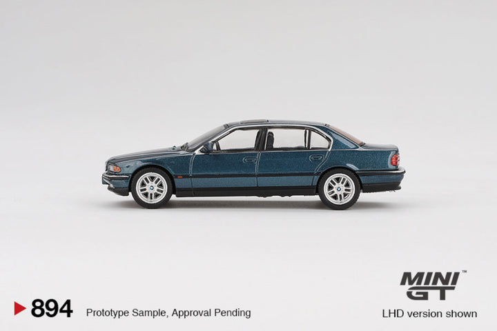 [Preorder] MINIGT 1:64 BMW 750IL Sorrento Blue Metallic MGT00894