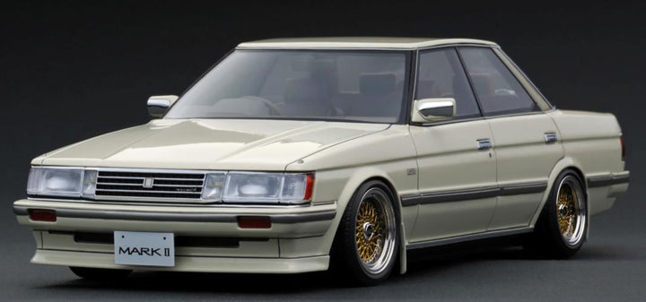 [Preorder] Ignition Model 1:18 Toyota Mark II Grande Limited (GX71)  Pearl White IG3822
