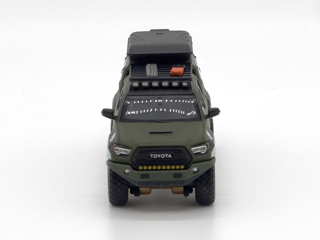 Unique Model 1:64 Toyota Tacoma Green Shark Livery Luggage Version
