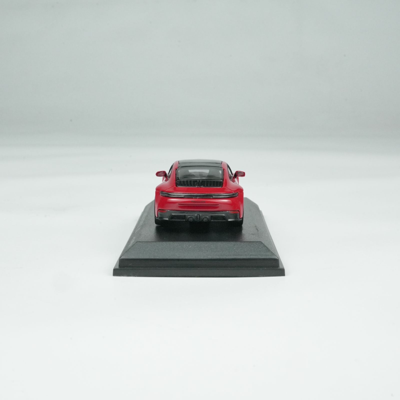 Minichamps 1:64 PORSCHE 911 (992.2) CARRERA GTS -2025- RED CLDC