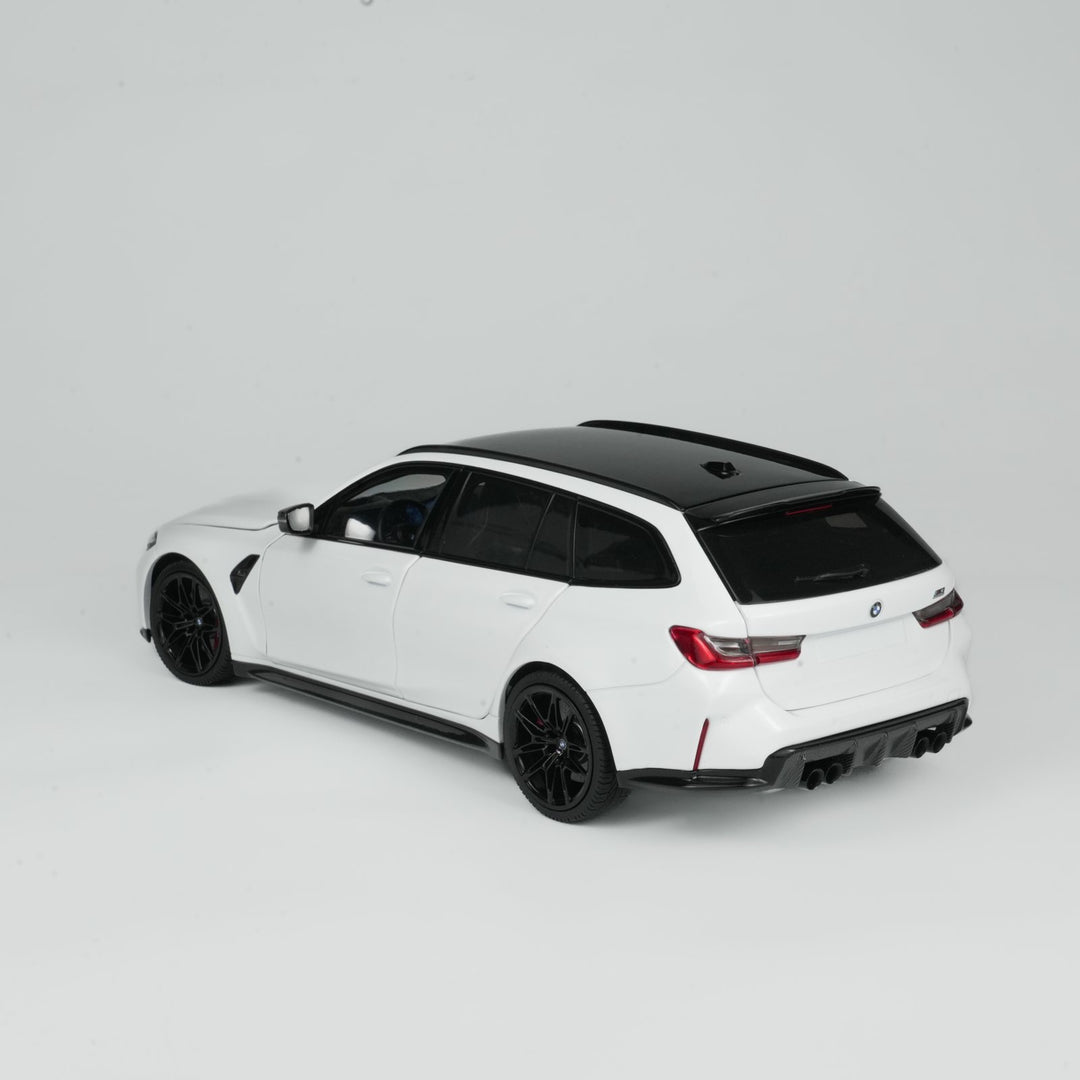 [Preorder] MINICHAMPS 1:18 BMW M3 TOURING - 2024 - ALPINE WHITE CLDC 113024018