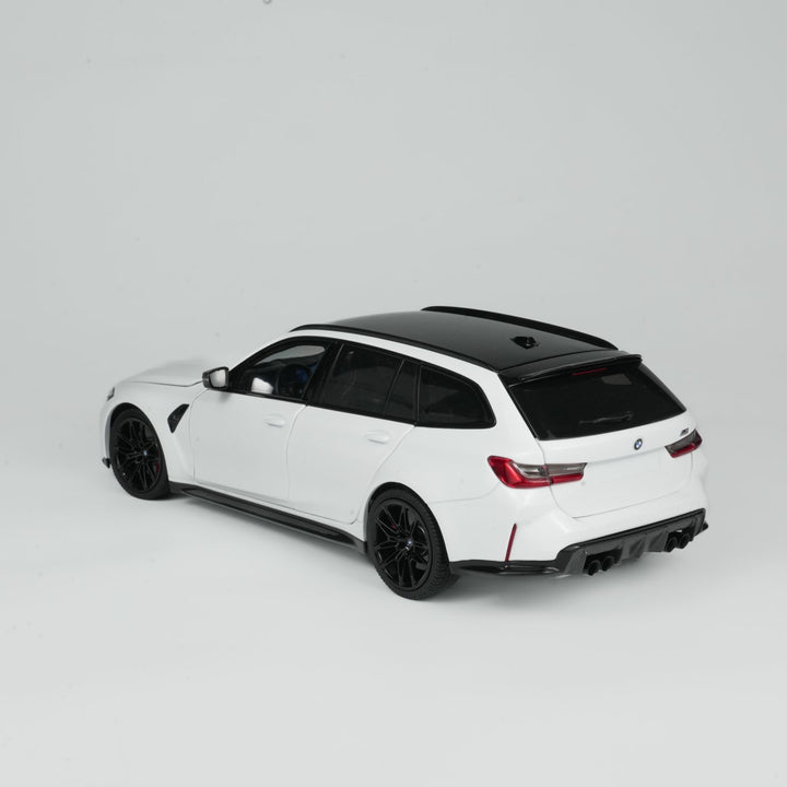 [Preorder] MINICHAMPS 1:18 BMW M3 TOURING - 2024 - ALPINE WHITE CLDC 113024018