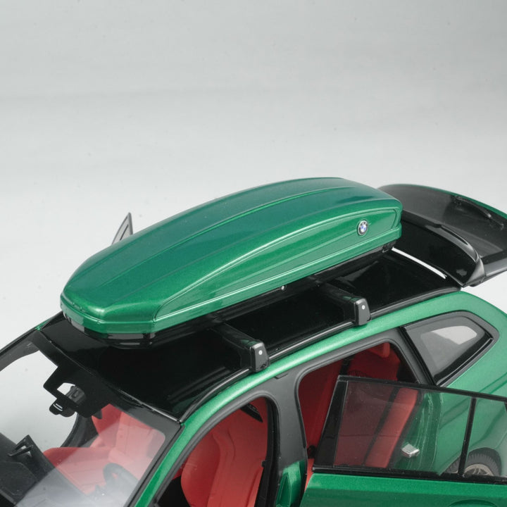 [Preorder] MINICHAMPS 1:18 BMW M3 TOURING - 2024 - OCEAN GREEN 113024023