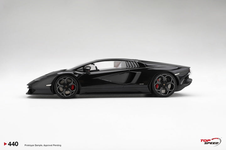 [Preorder] Topspeed 1:18 Lamborghini Countach LPI 800-4  Nero Maia TS0440