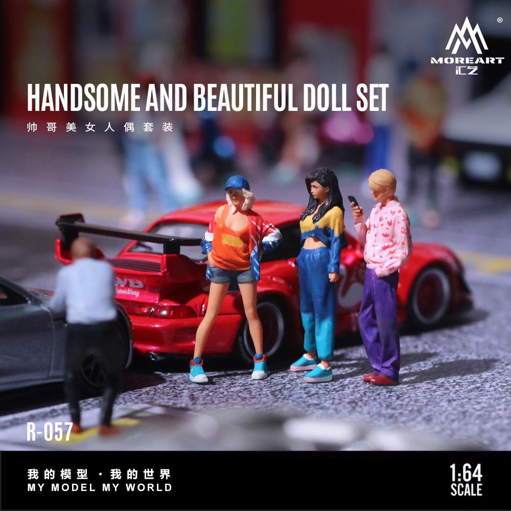 MoreArt 1:64 Handsome and Beautiful Doll Set MO223057