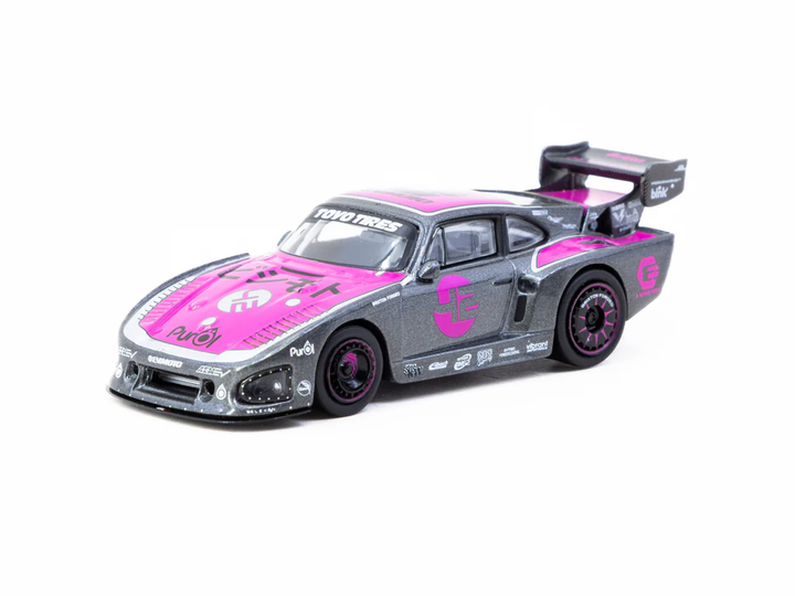 Tarmac Works 1:64 Bisimoto Porsche 935 K3V Model Car + Trading Cards Combo Set T64-079-K3V
