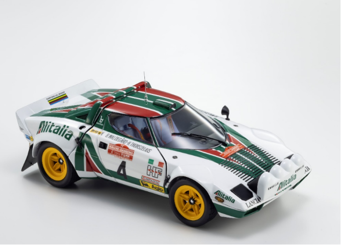 [Preorder] Kyosho 1:18 Lancia Stratos HF - Winner 1976 Sanremo Nr.4 - 08130F