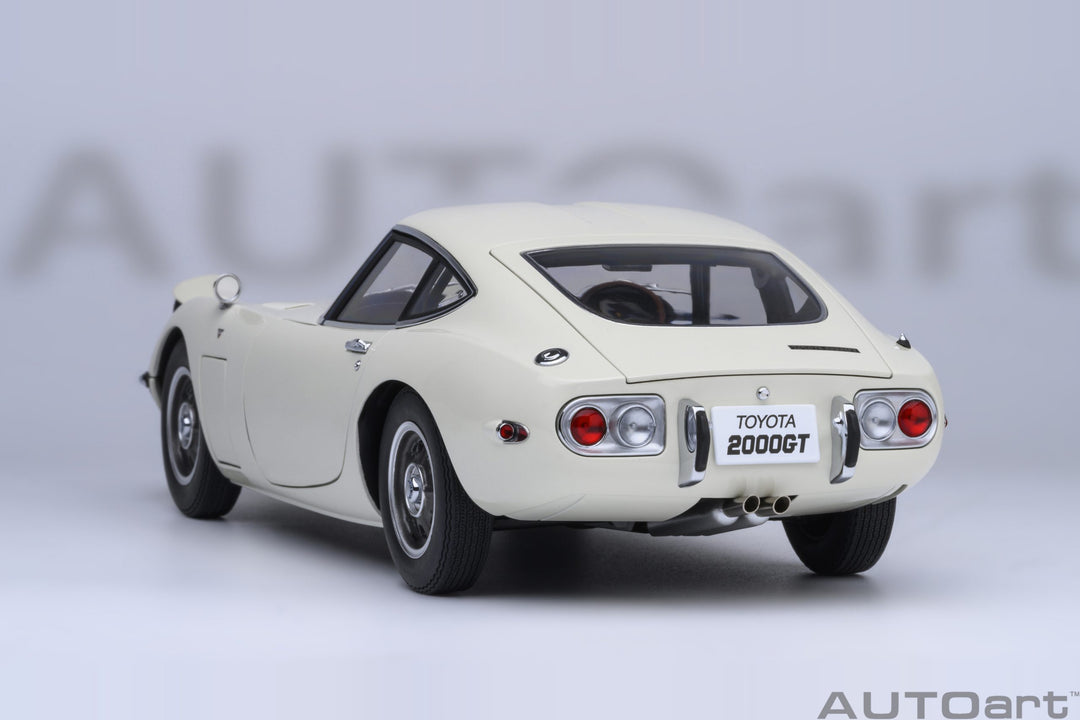 [Preorder] AUTOart 1:18 Toyota 2000GT 1967 White 79546