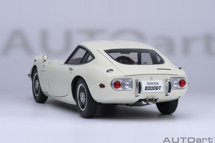 [Preorder] AUTOart 1:18 Toyota 2000GT 1967 White 79546