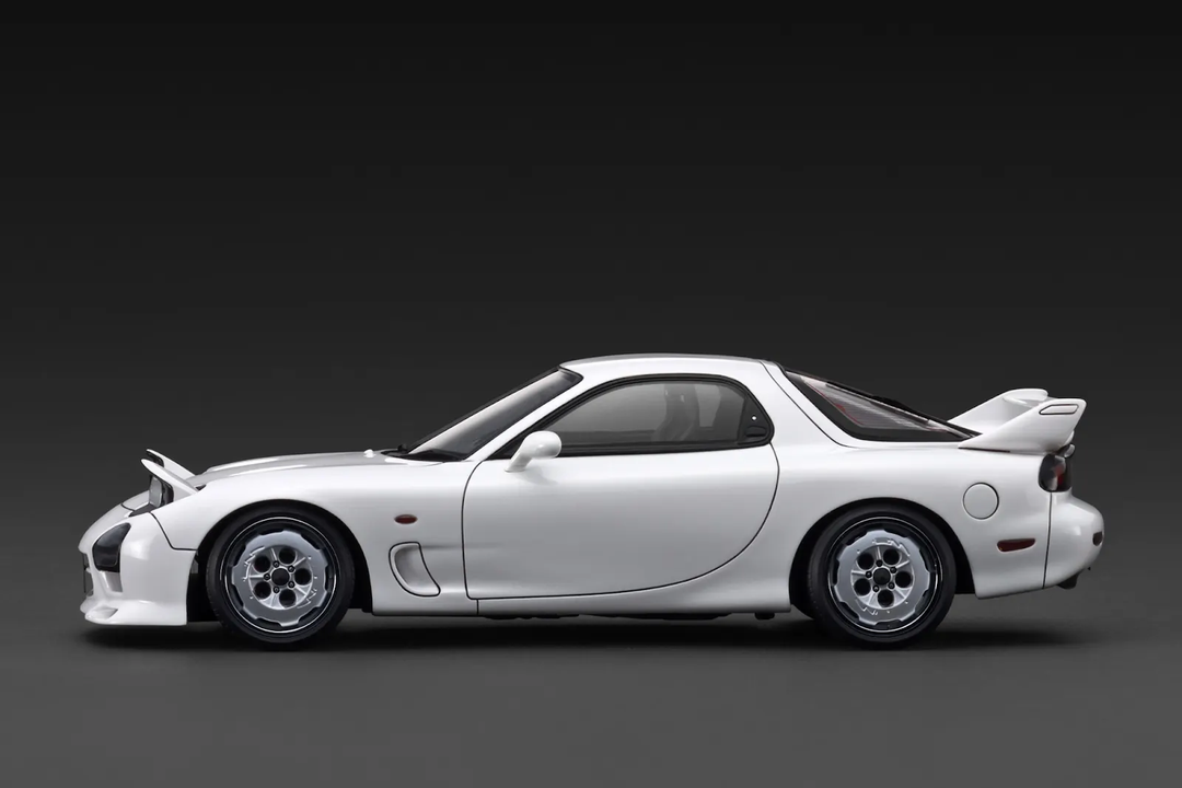 [Preorder] Ignition Model 1:18 Mazda RX-7 Mazda Speed A-spec (FD3S) White IG3942