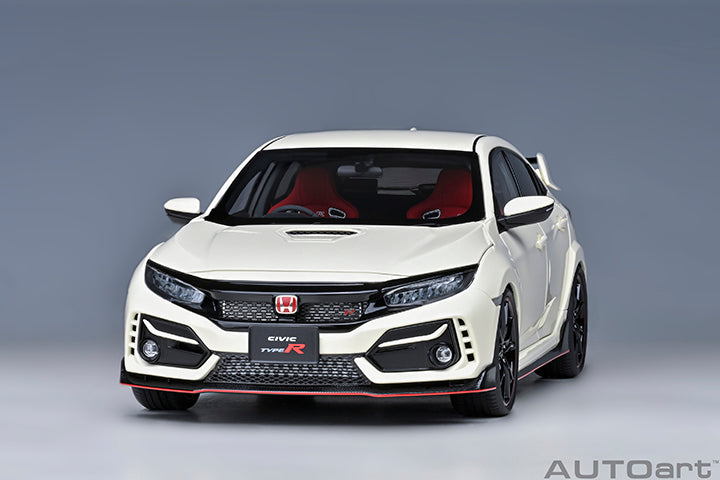 AUTOart 1:18 Honda Civic Type R (FK8) 2021 Championship White
