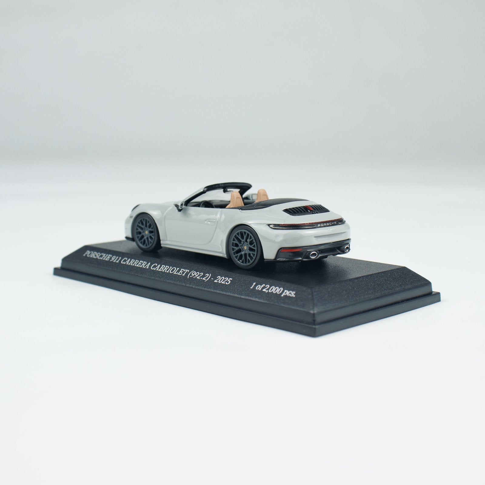 Preorder] Minichamps 1:64 PORSCHE 911(992.2) CARRERA CABRIOLET