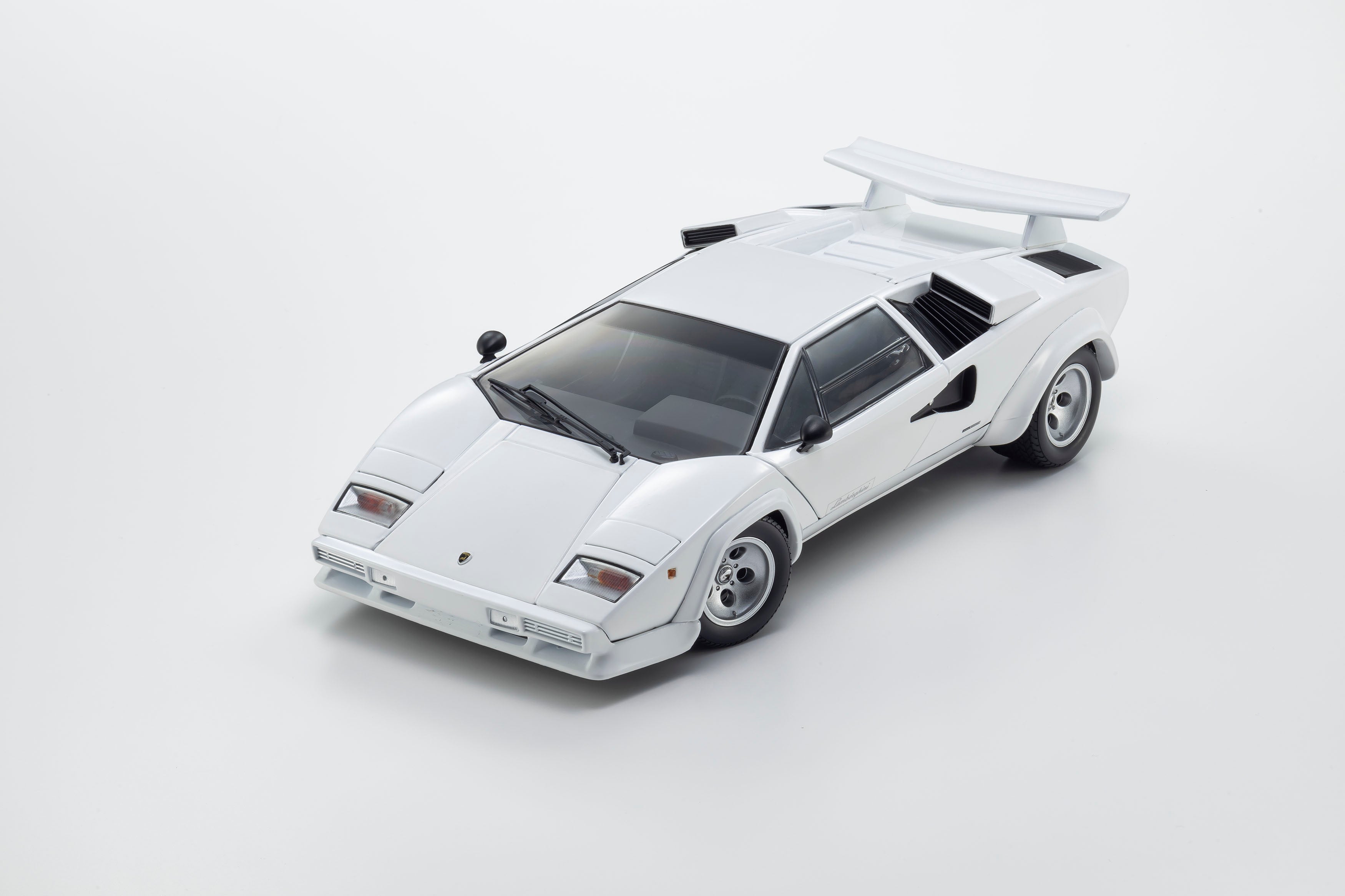 Preorder] Kyosho 1:18 Lamborghini Countach LP 400 S -White