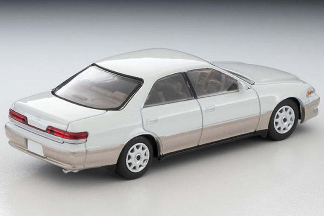 Tomytec TLVN 1:64 Toyota Mark II 2.5 Grande 1998 model (white/gold)